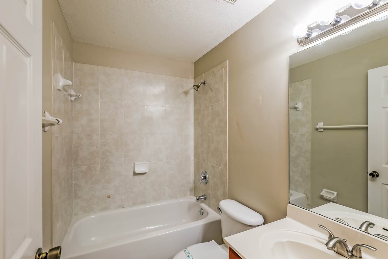 8910 SW 220th Ln, Cutler Bay photo 15
