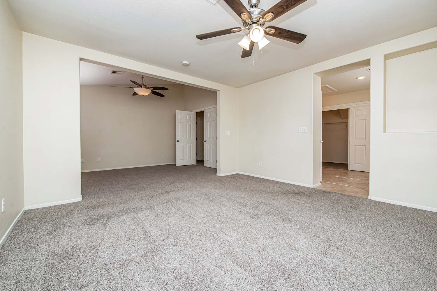 8913 Wolf Dancer Ave, Las Vegas photo 10
