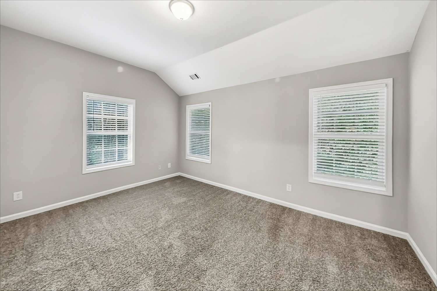 8920 Watersedge Ct, Gainesville photo 16