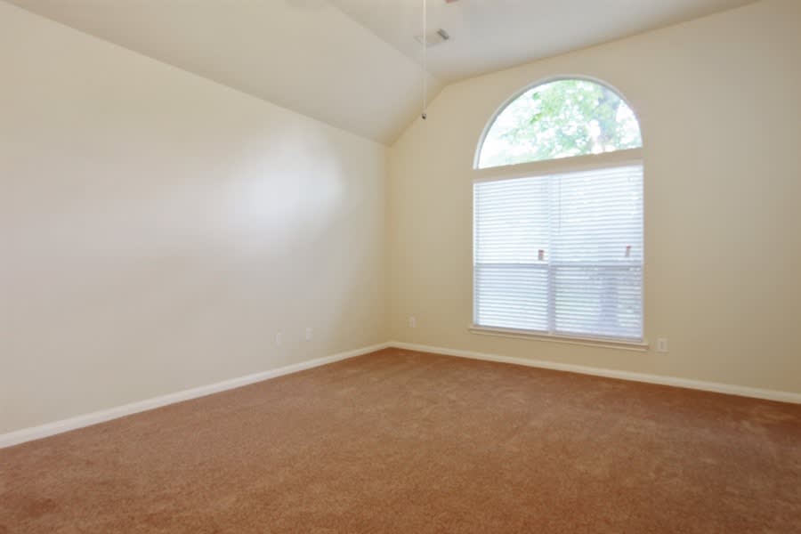 8922 Sailing Dr, Humble photo 10