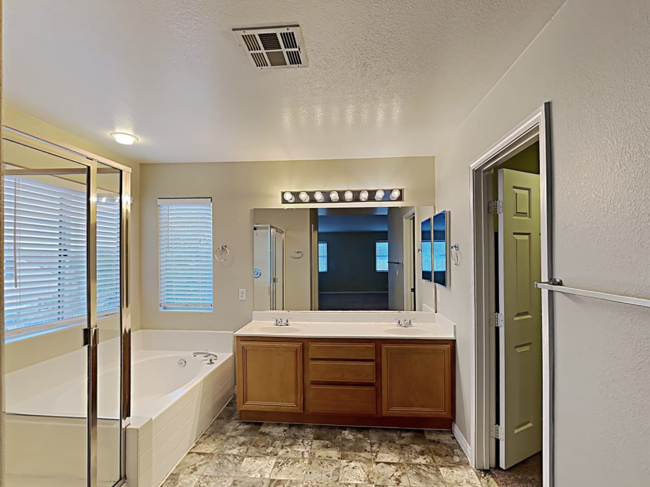 8928 Little Horse Ave, Las Vegas photo 12