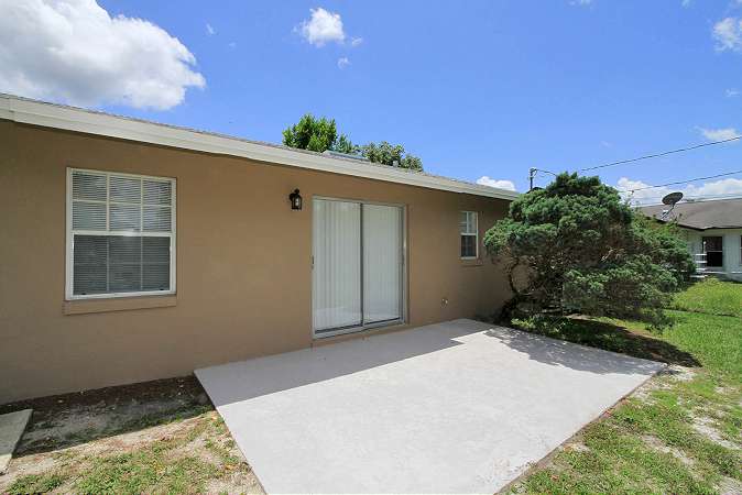 896 McKenny Ave, Deltona photo 14