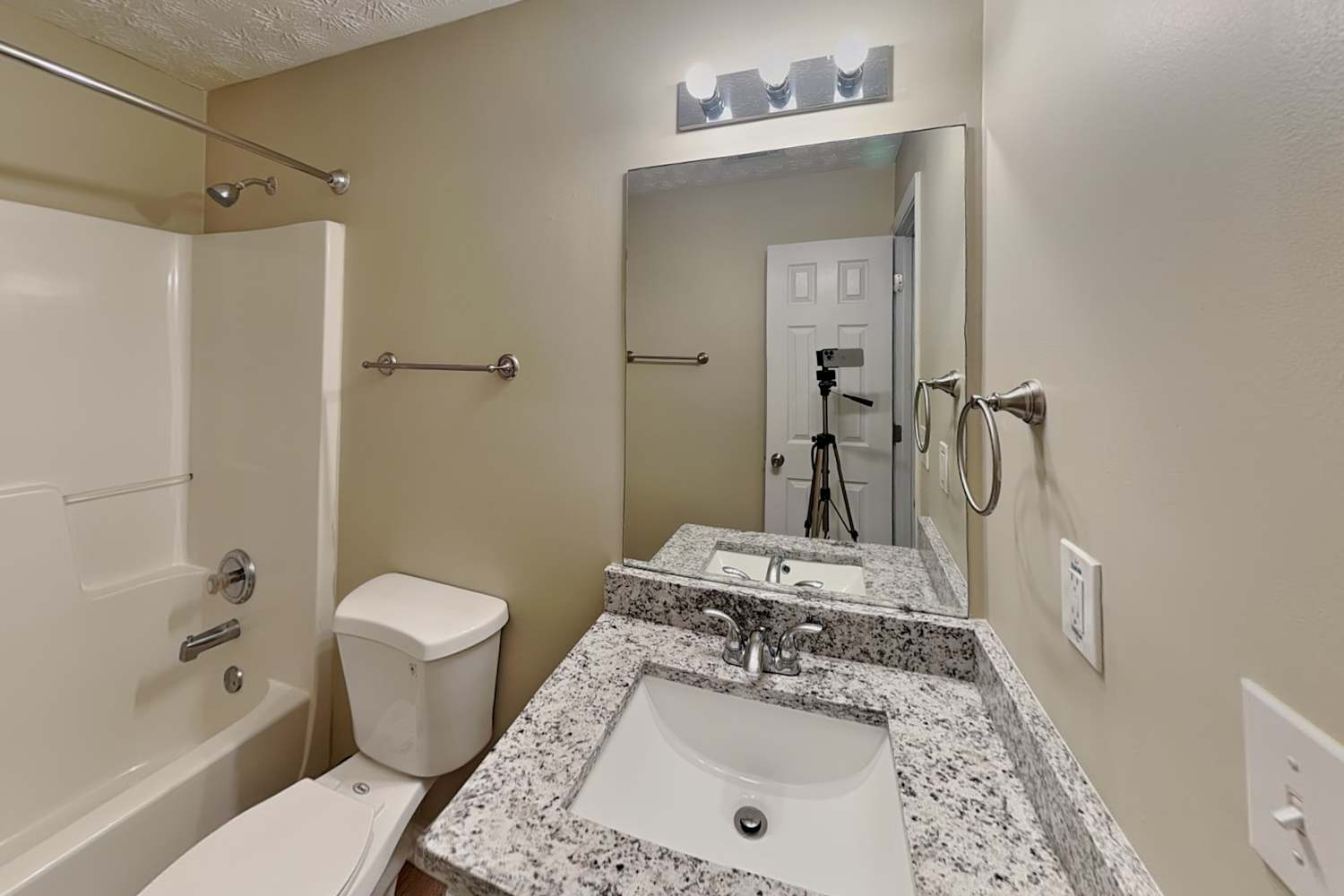 898 Kendall Park Dr, Winder photo 17