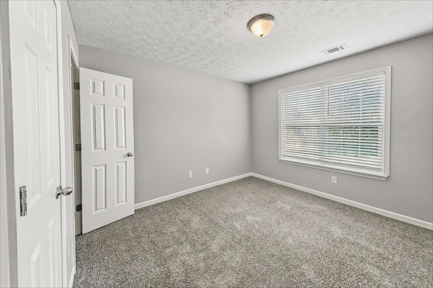 90 Dairyland Dr, Covington photo 15