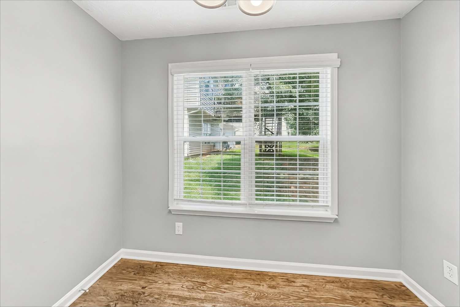 90 Dairyland Dr, Covington photo 9