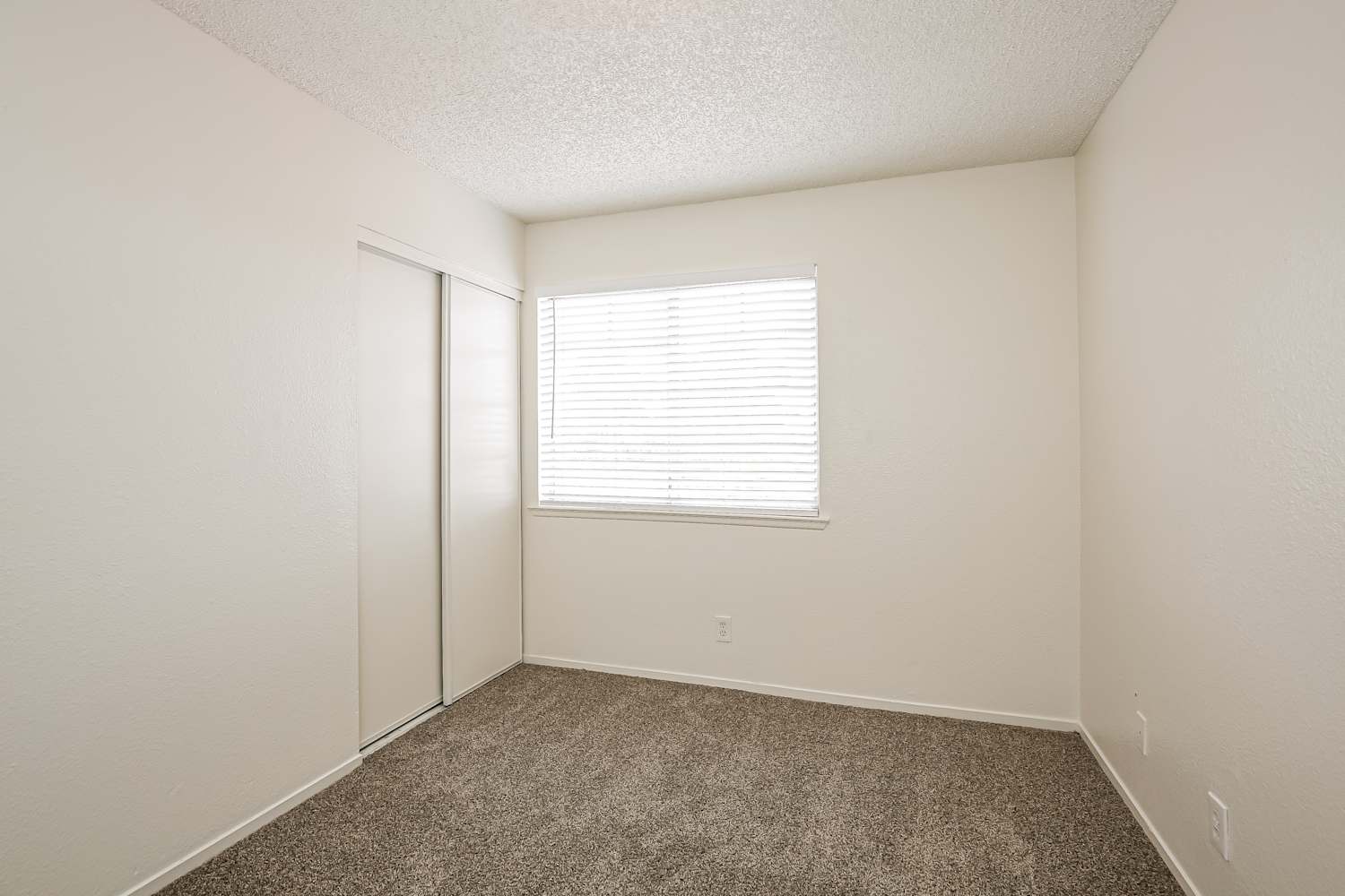 901 Calico Hills Ct, Las Vegas photo 13