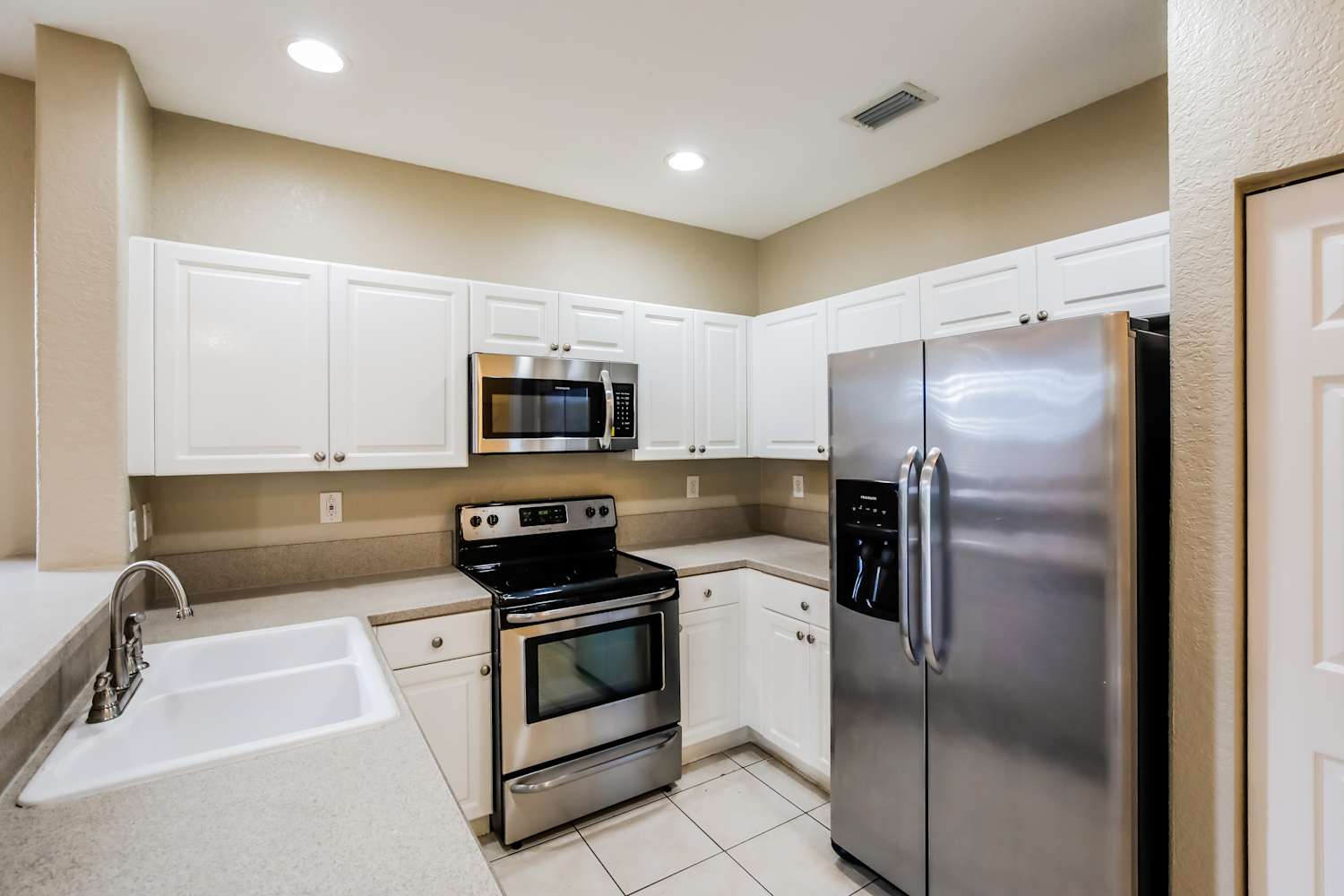 9014 SW 206th St, Cutler Bay photo 8