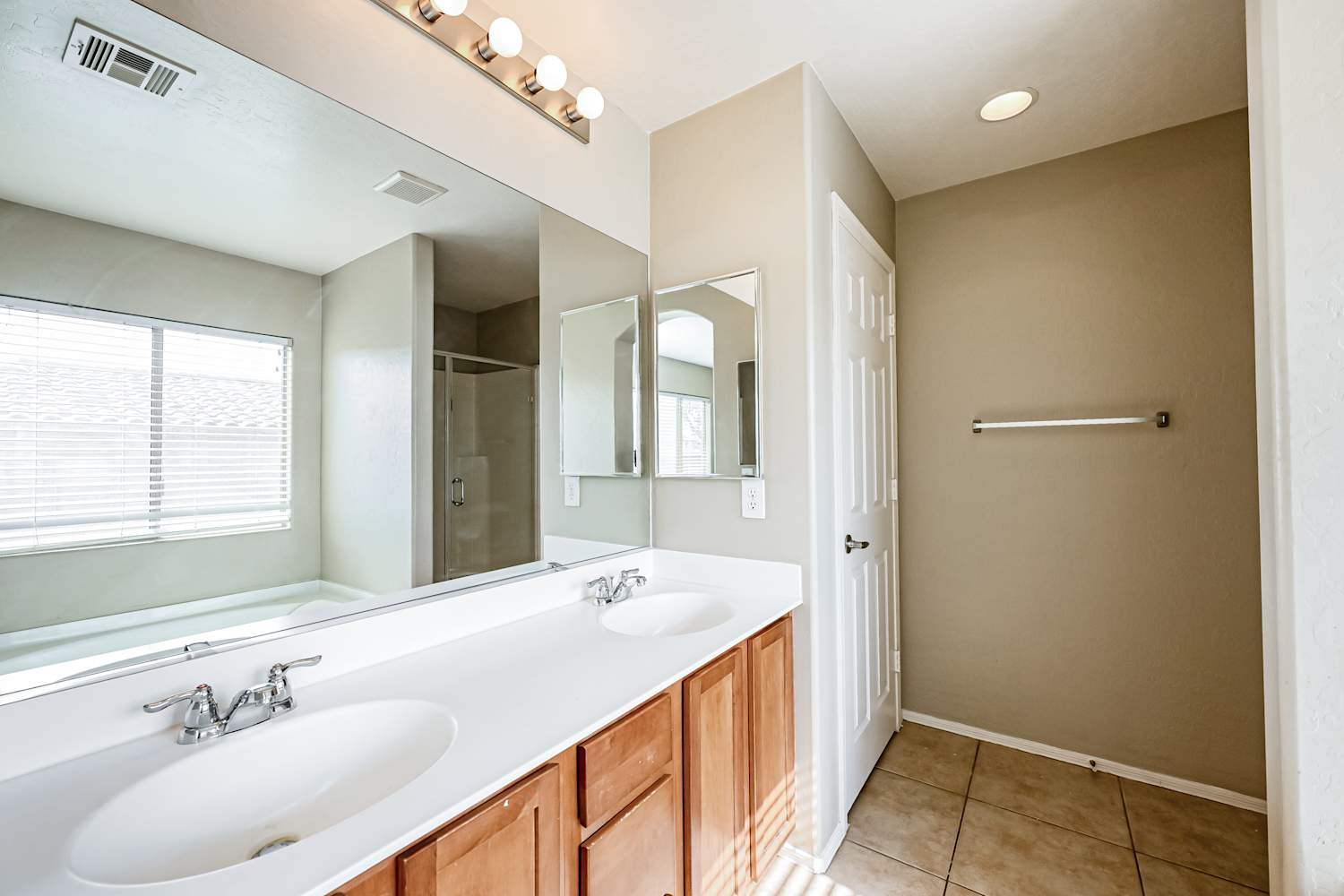 9018 Castledowns St, Las Vegas photo 12