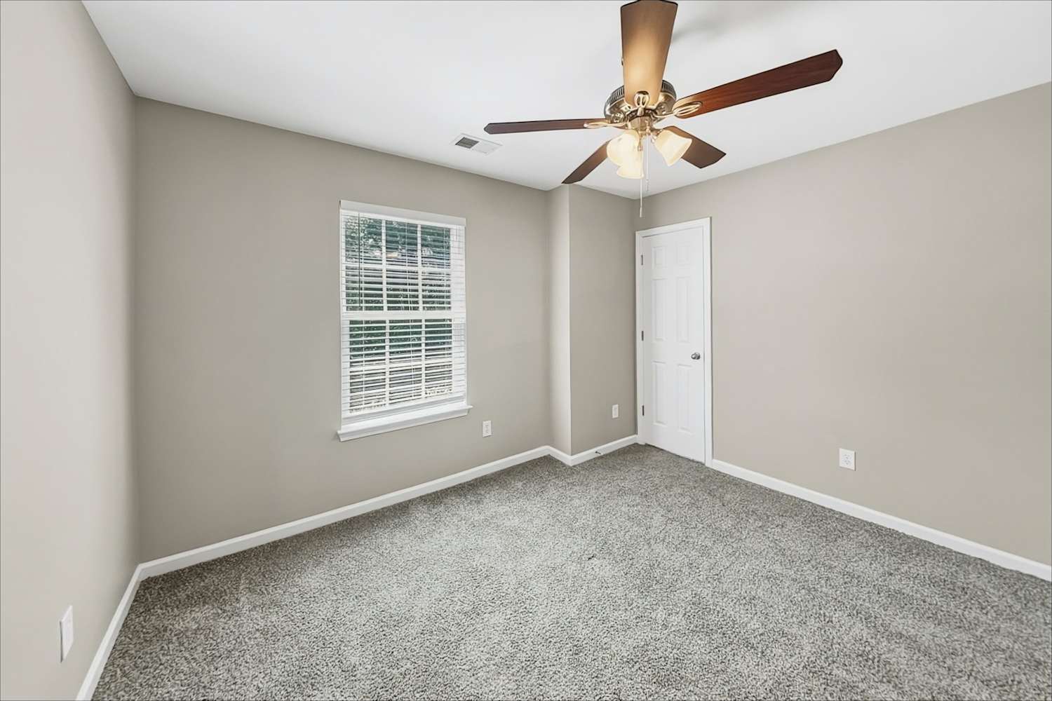 9018 Gailes Dr, Charlotte photo 18