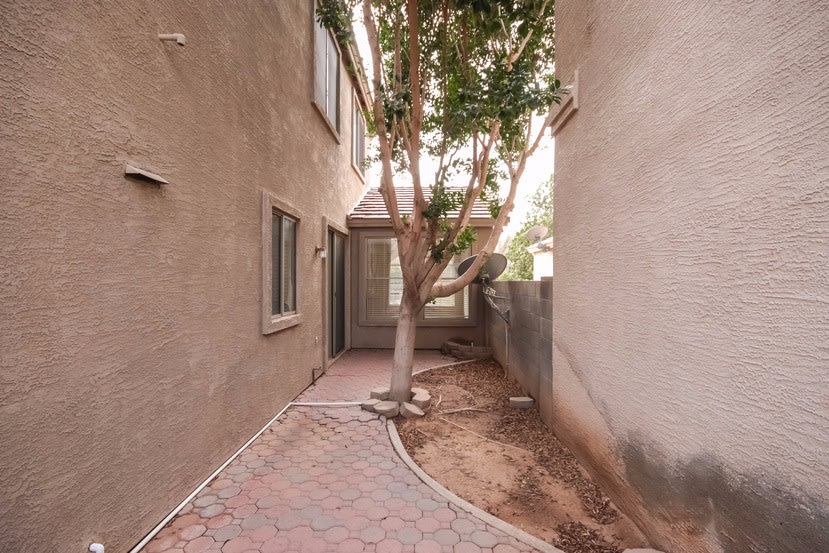 9060 E Garnet Ave, Mesa photo 22
