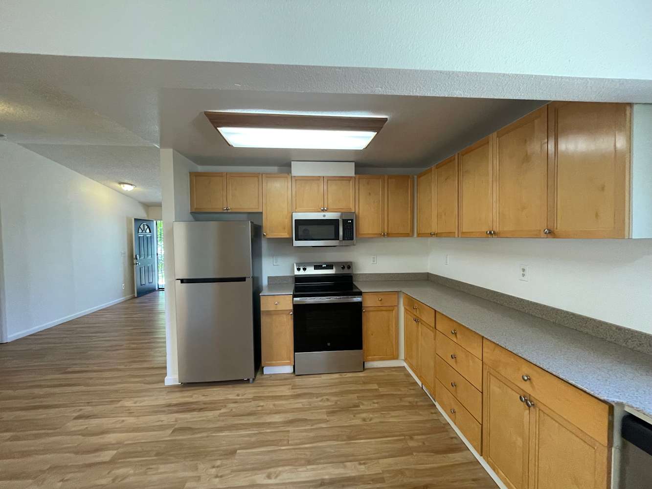 907 Whitney Ave, Suisun City photo 4