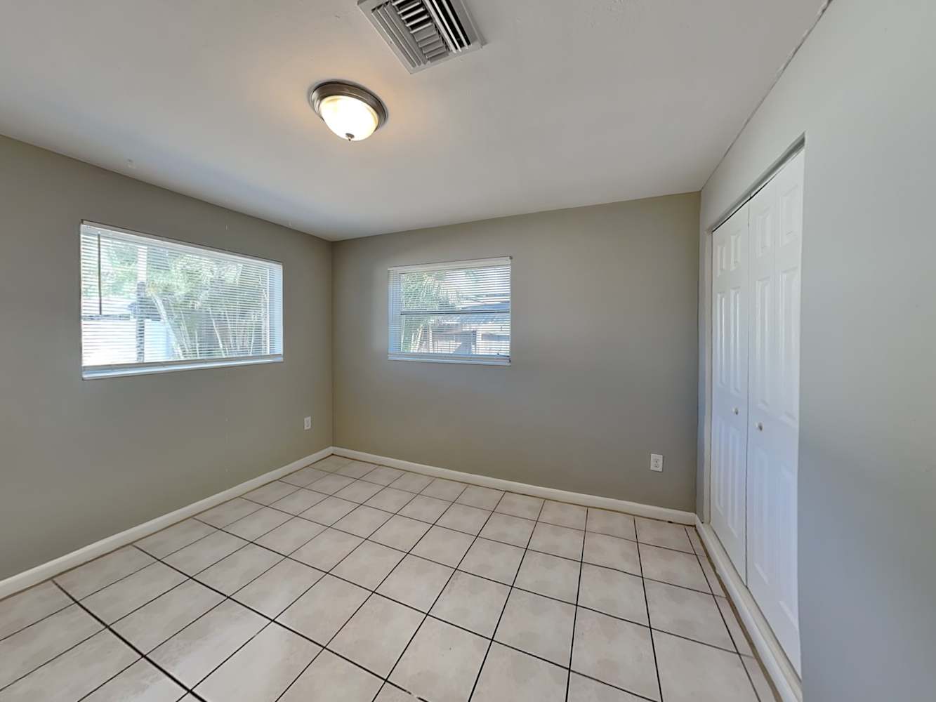 908 Belmont Dr, West Palm Beach photo 9