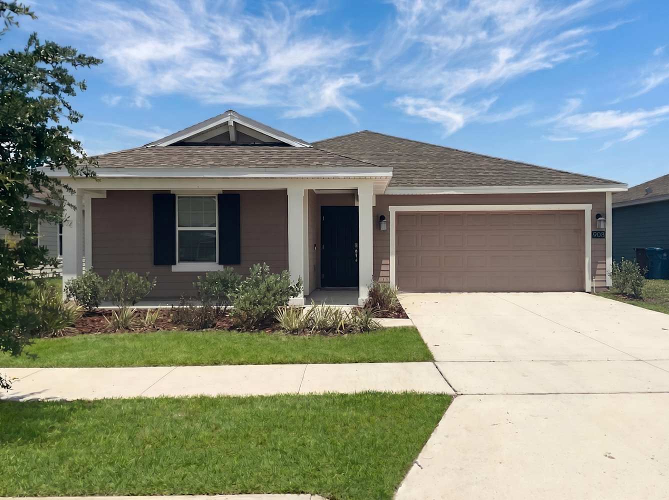 Front of 908 Caitlin Lp, Haines City, FL