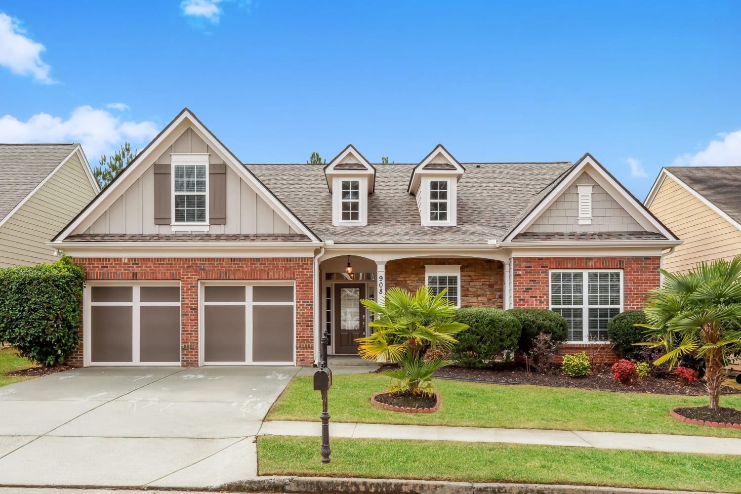 Front of 908 Harvest Brook Dr, Lawrenceville, GA