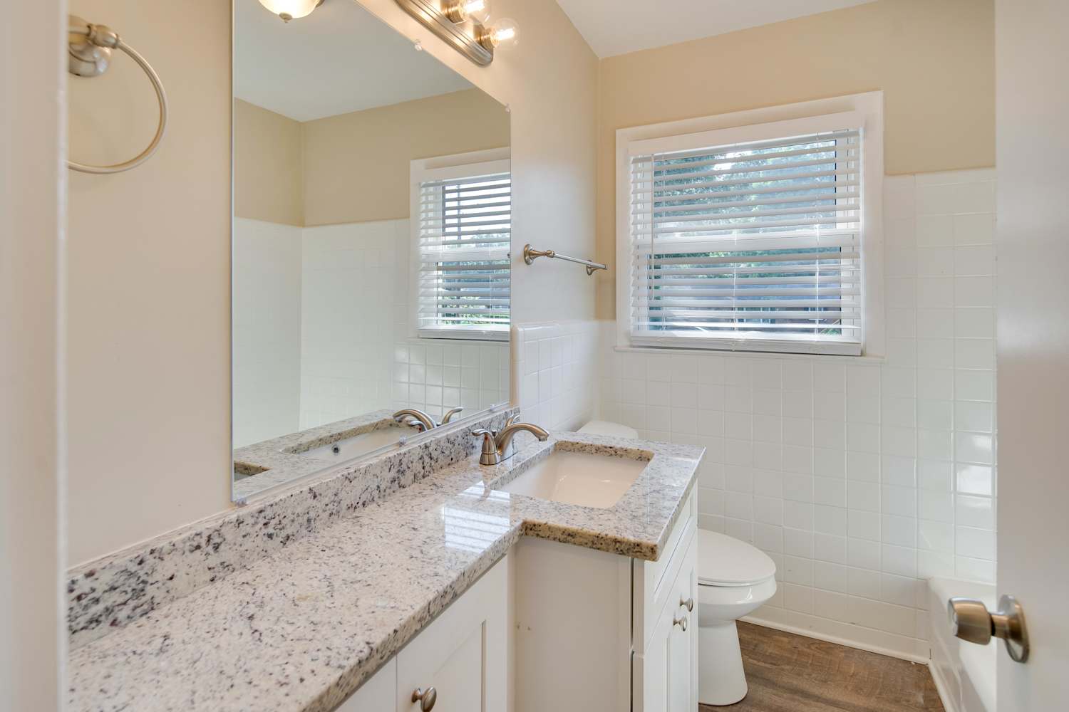 909 Friendly Pl, Charlotte photo 21