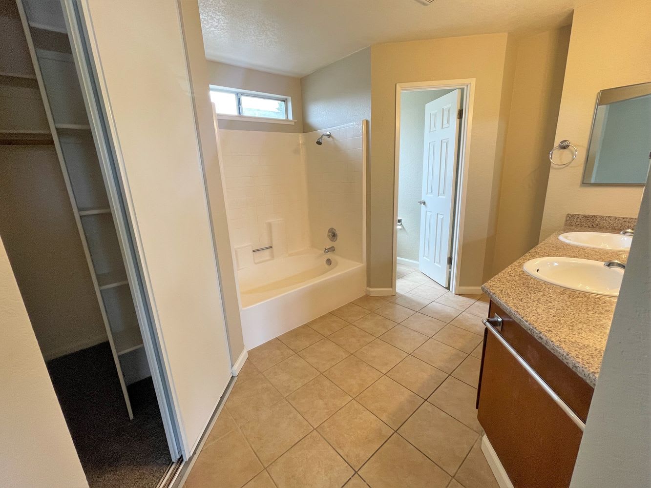 910 Edgewood Cir, Suisun City photo 9