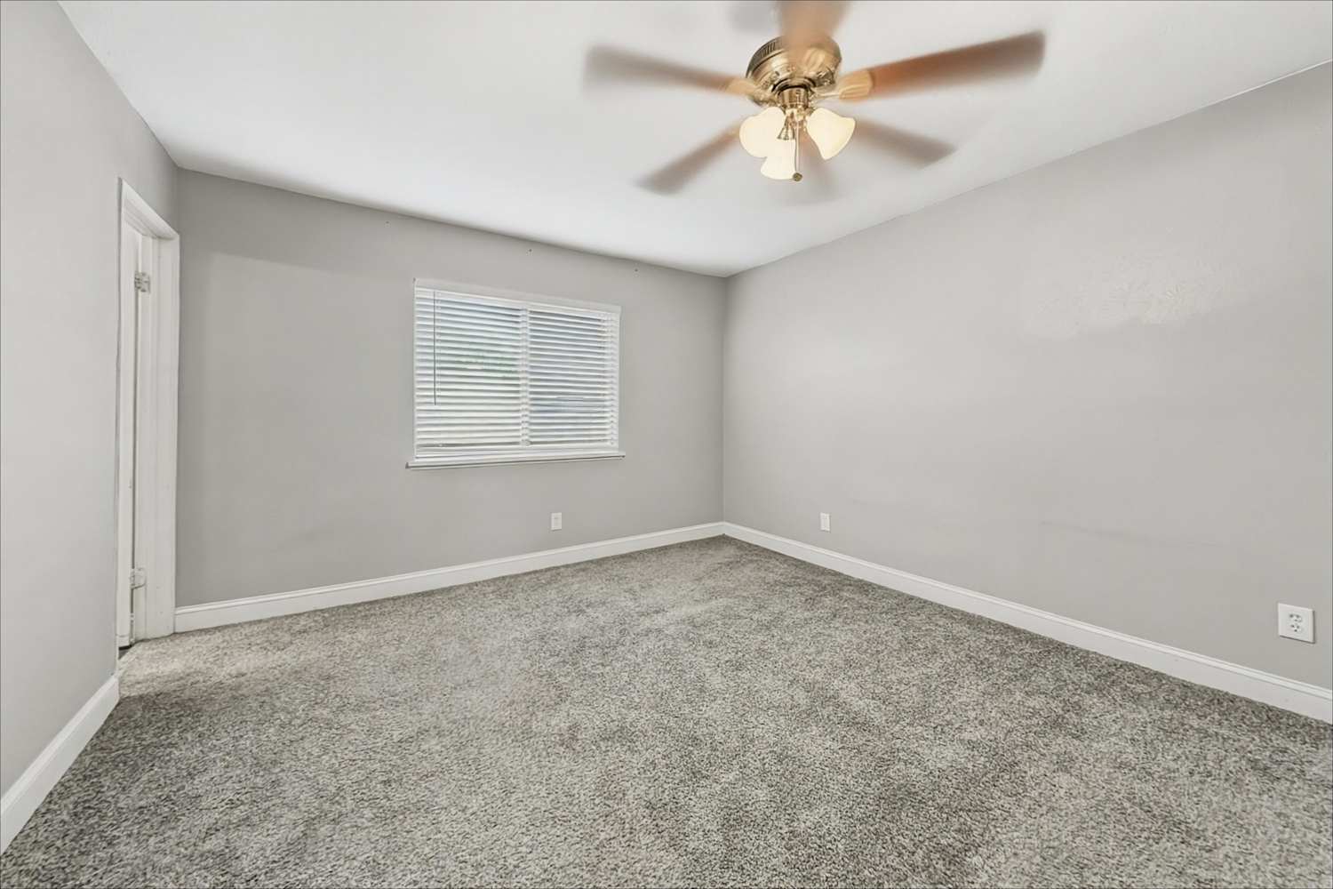 9102 Millwood Dr, Rowlett photo 9
