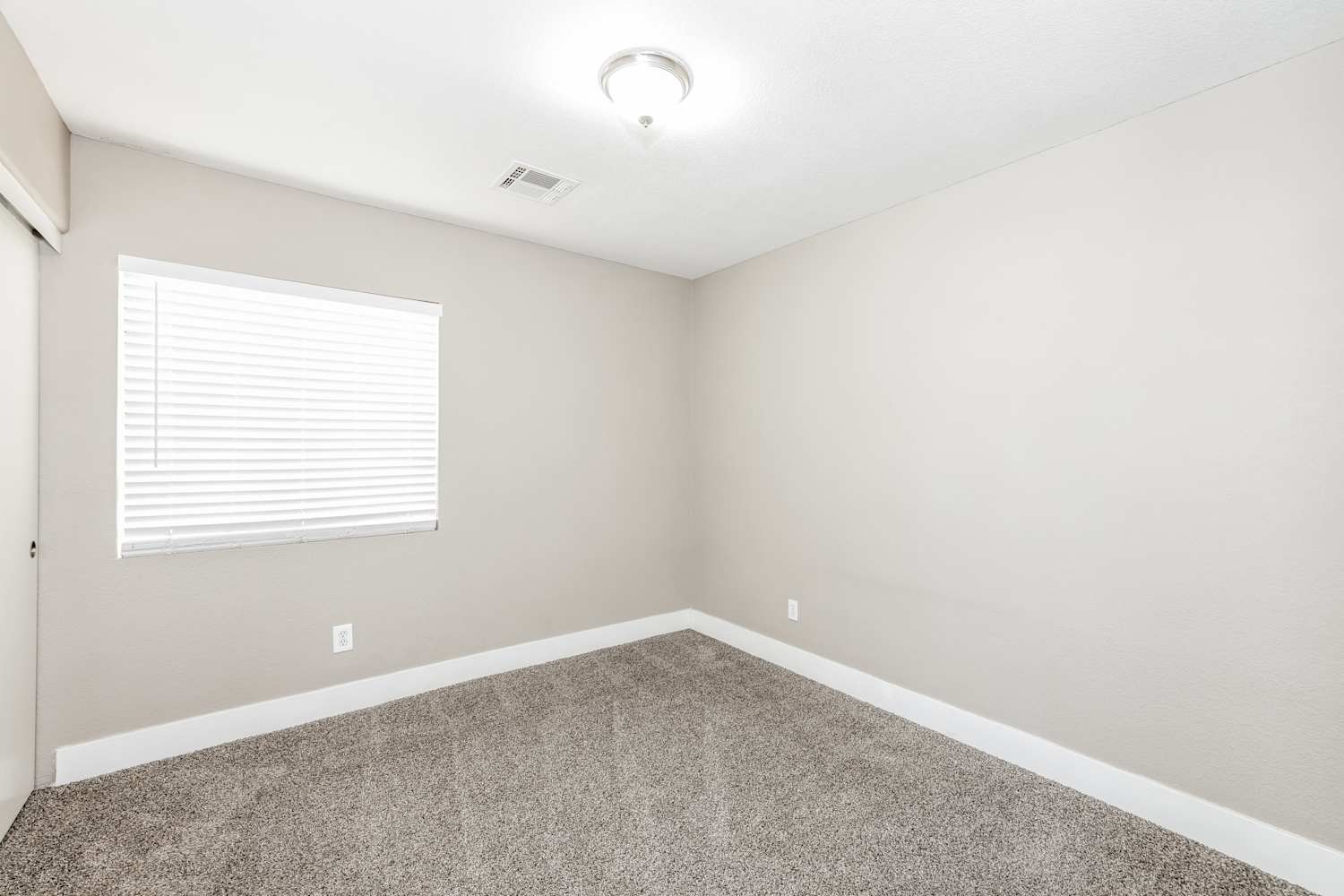 9113 Blue Raven Ave, Las Vegas photo 12