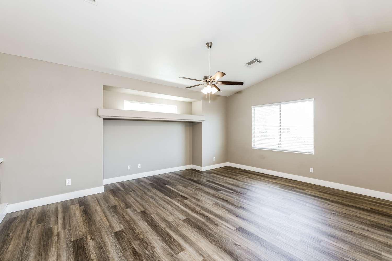9113 Blue Raven Ave, Las Vegas photo 5