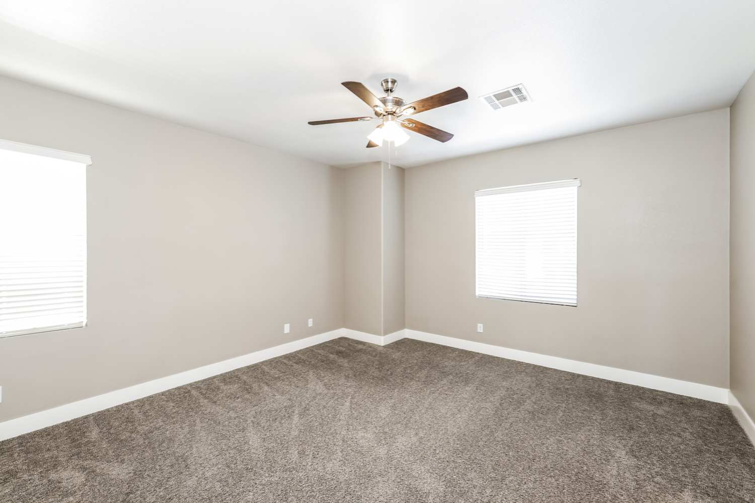 9113 Blue Raven Ave, Las Vegas photo 9