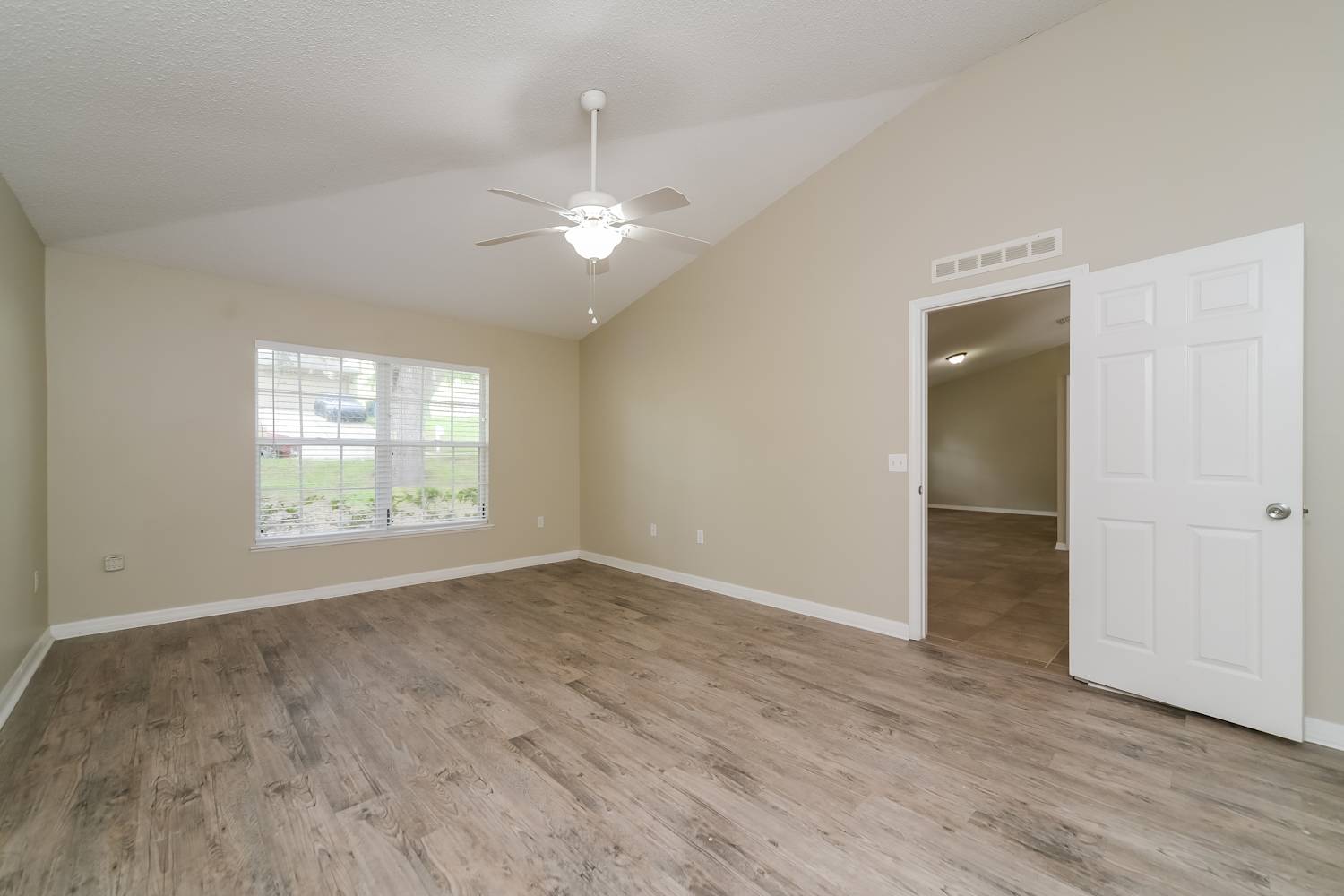 912 Jayhil Dr, Minneola photo 14