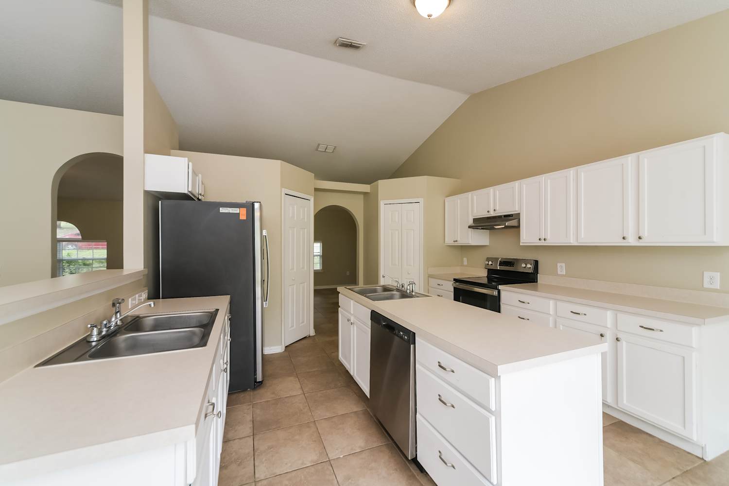 912 Jayhil Dr, Minneola photo 8