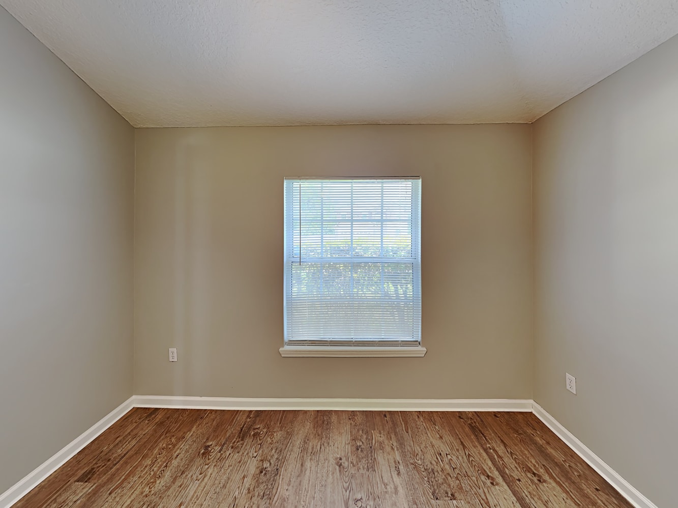 9128 Jennifer Ln, Jacksonville photo 8