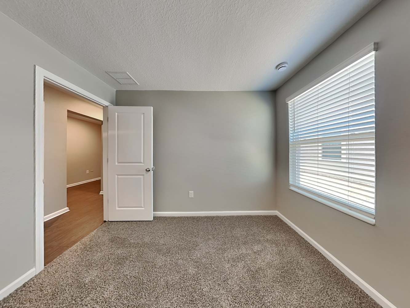 913 Caitlin Loop, Haines City photo 12