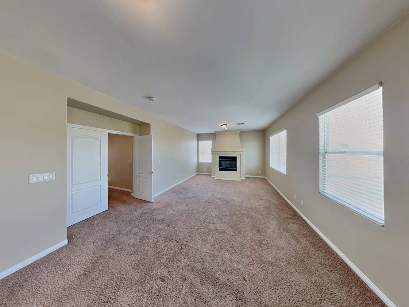 915 Golden Poppy St, Las Vegas photo 13