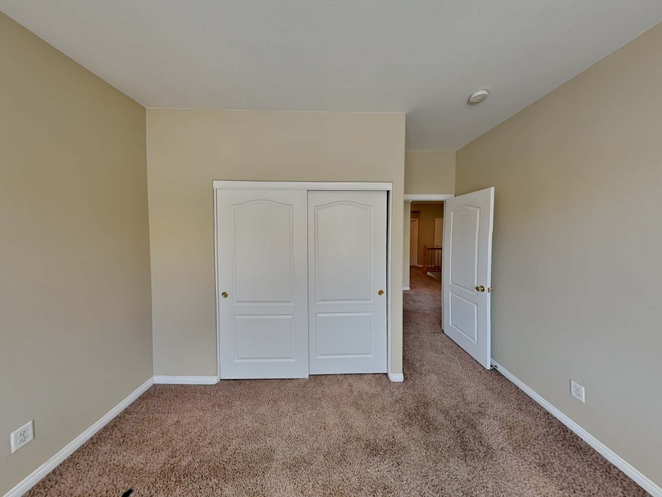 915 Golden Poppy St, Las Vegas photo 18
