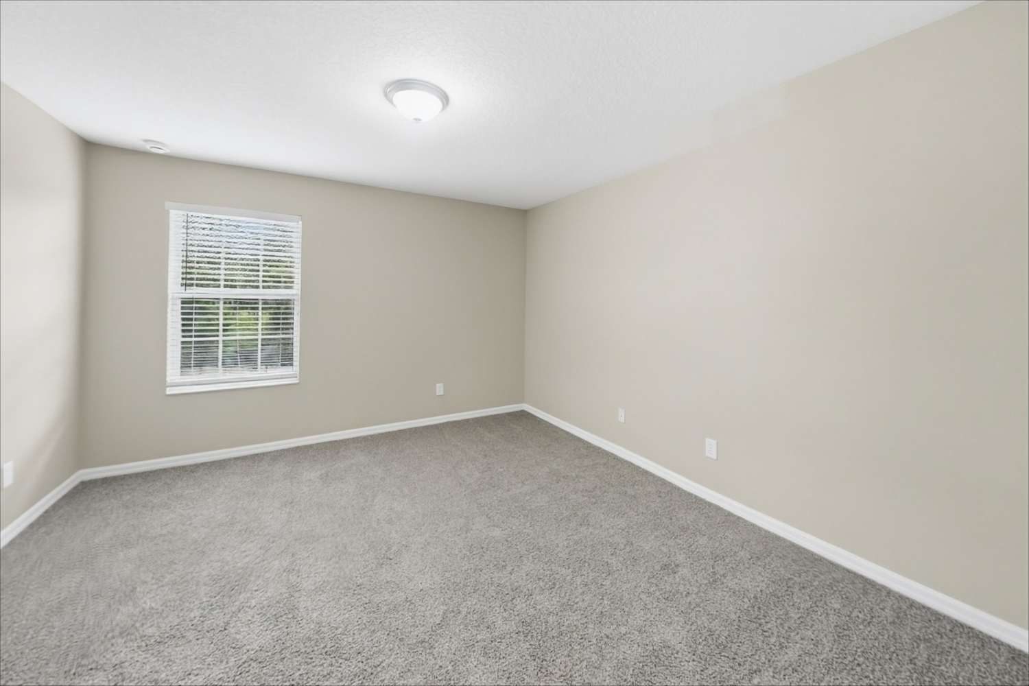 9156 Lake Avon Dr, Orlando photo 13