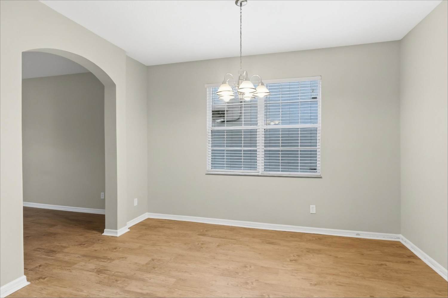 9156 Lake Avon Dr, Orlando photo 6