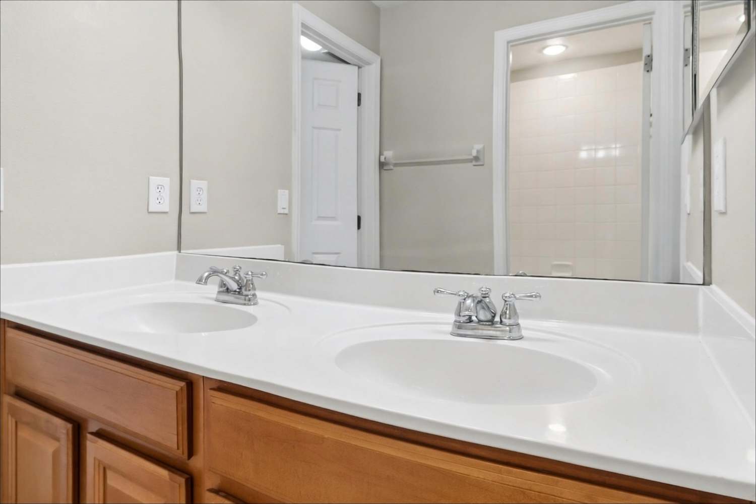 9156 Lake Avon Dr, Orlando photo 14