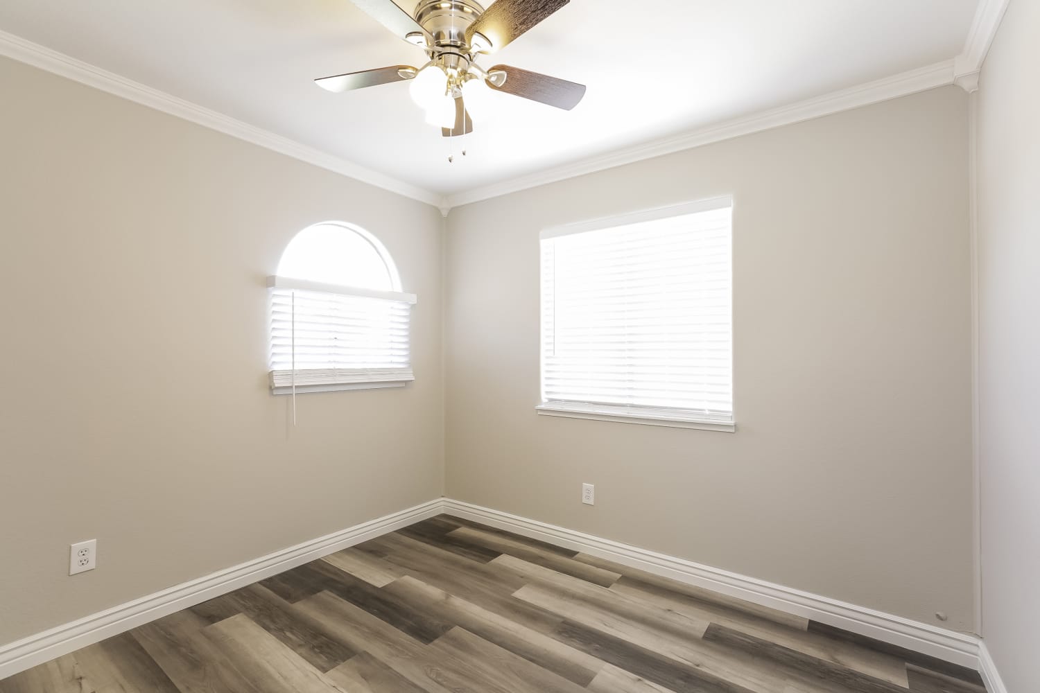 9173 Sparklewood Court, Las Vegas photo 9