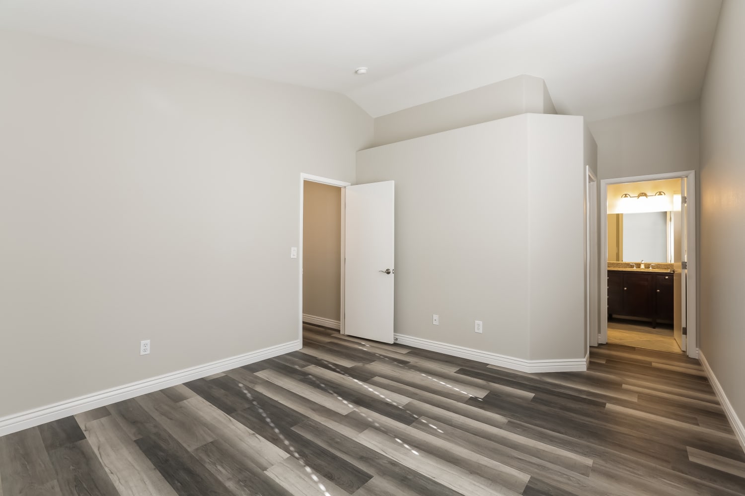9173 Sparklewood Court, Las Vegas photo 11