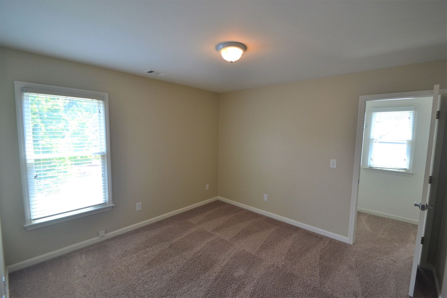9175 Waterford Ln, Powder Springs photo 6