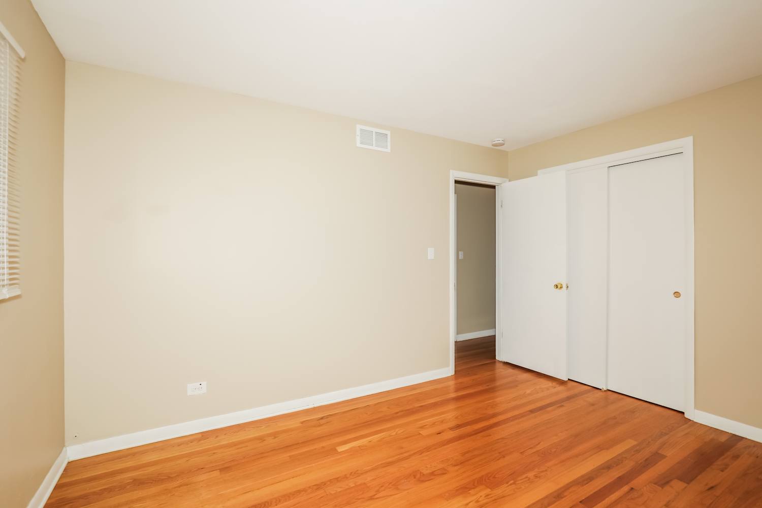 920 Greenwood Ave, Deerfield photo 15