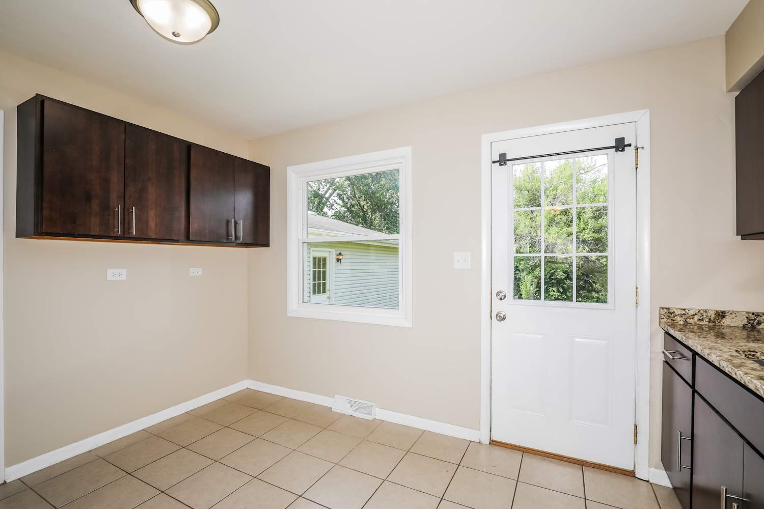 920 Greenwood Ave, Deerfield photo 7