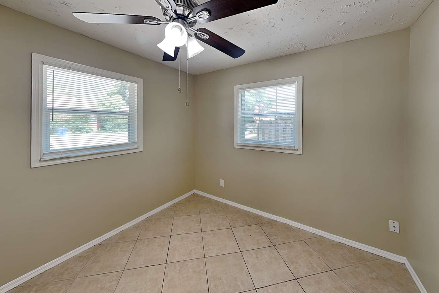923 38th St W, Bradenton photo 8