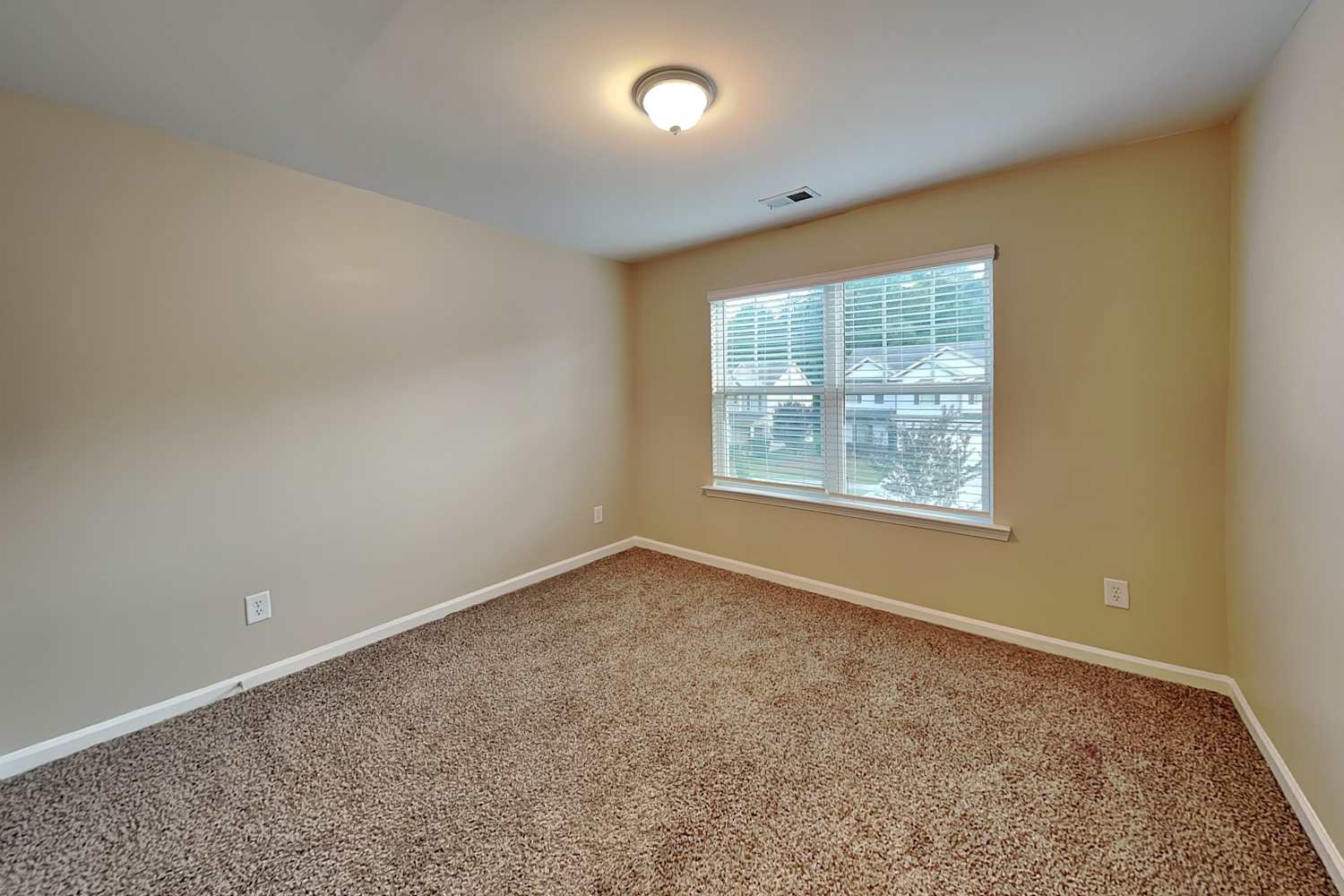 925 Donington Cir, Lawrenceville photo 16