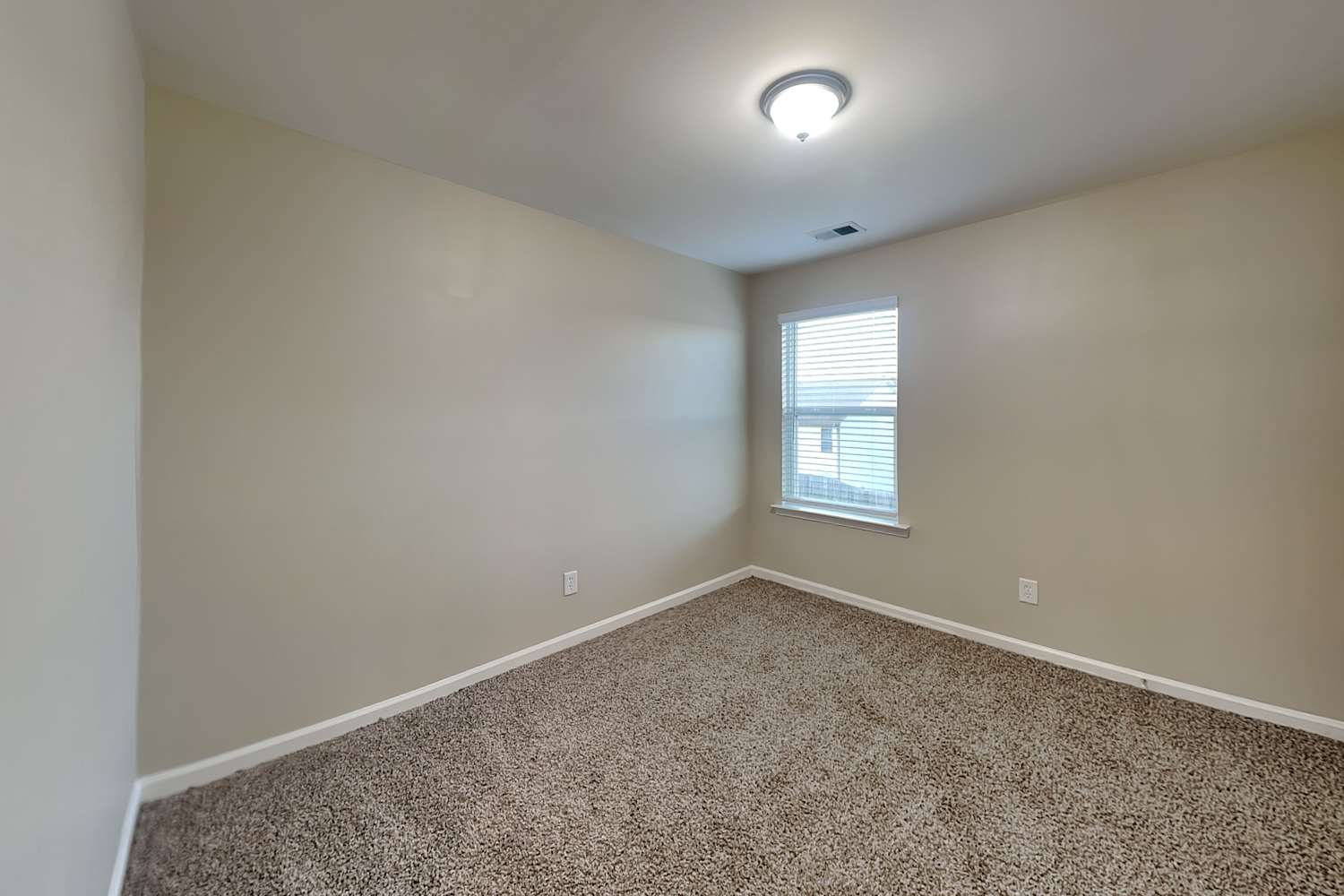 925 Donington Cir, Lawrenceville photo 13