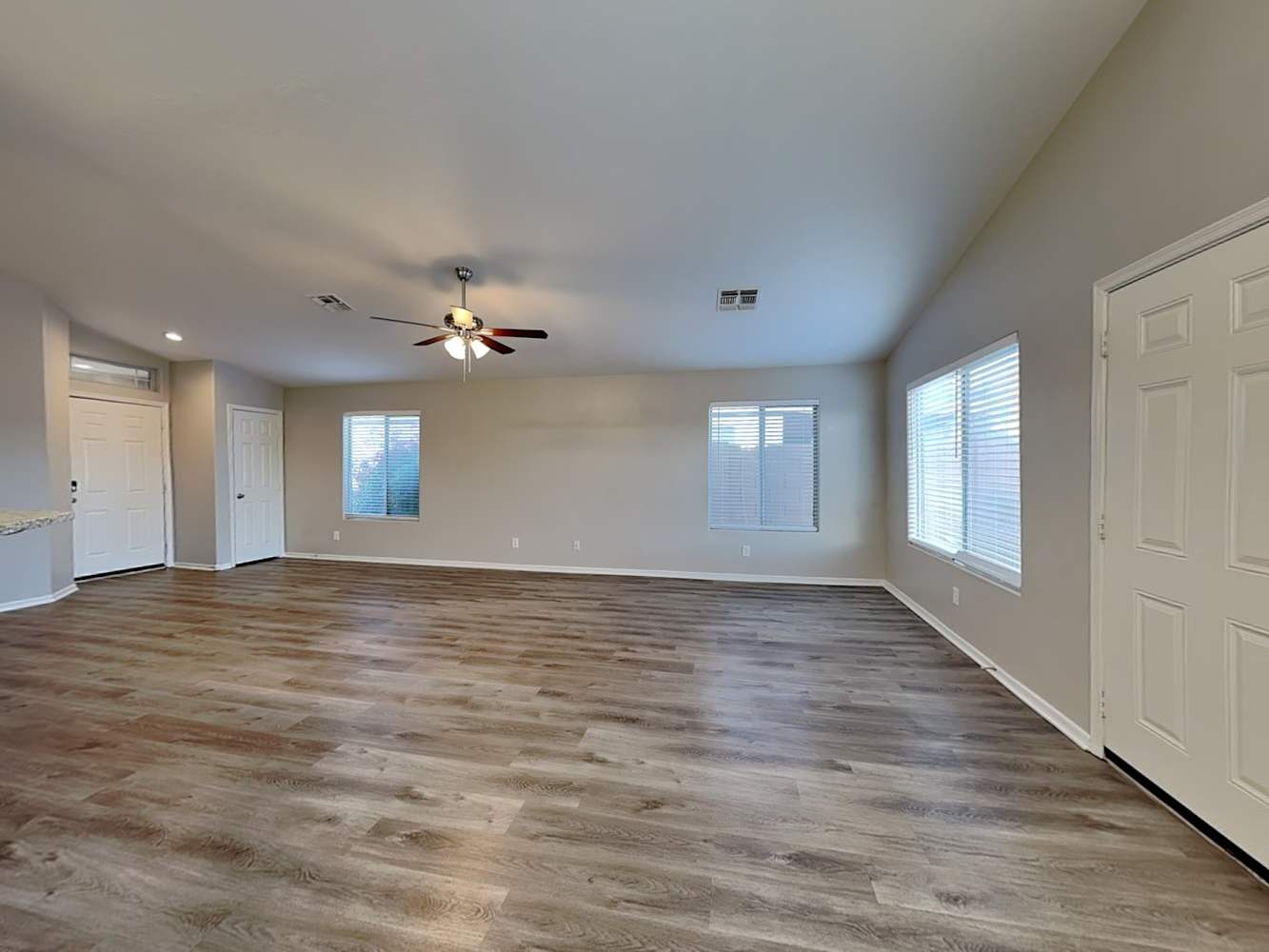 926 W Ivanhoe St, Chandler photo 3