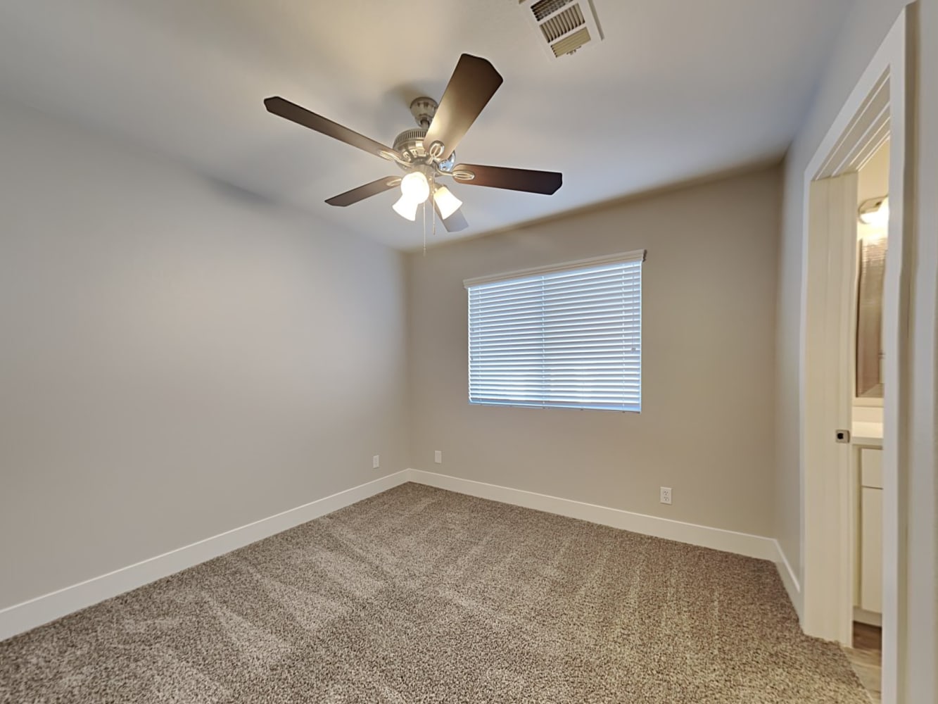 9316 Deer Lodge Ln, Las Vegas photo 13
