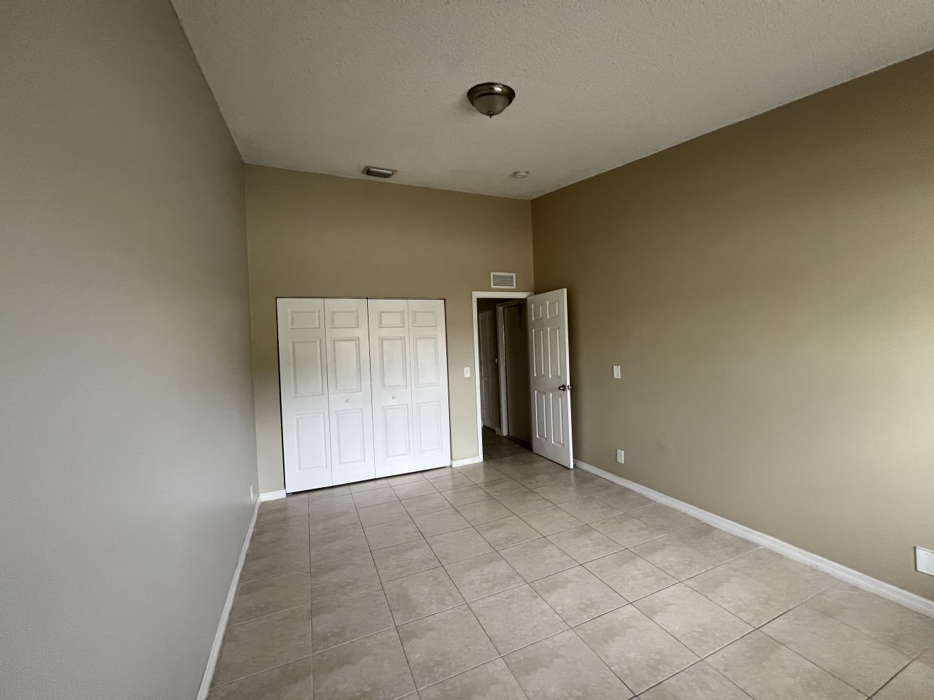 9316 NW 53rd St, Sunrise photo 8