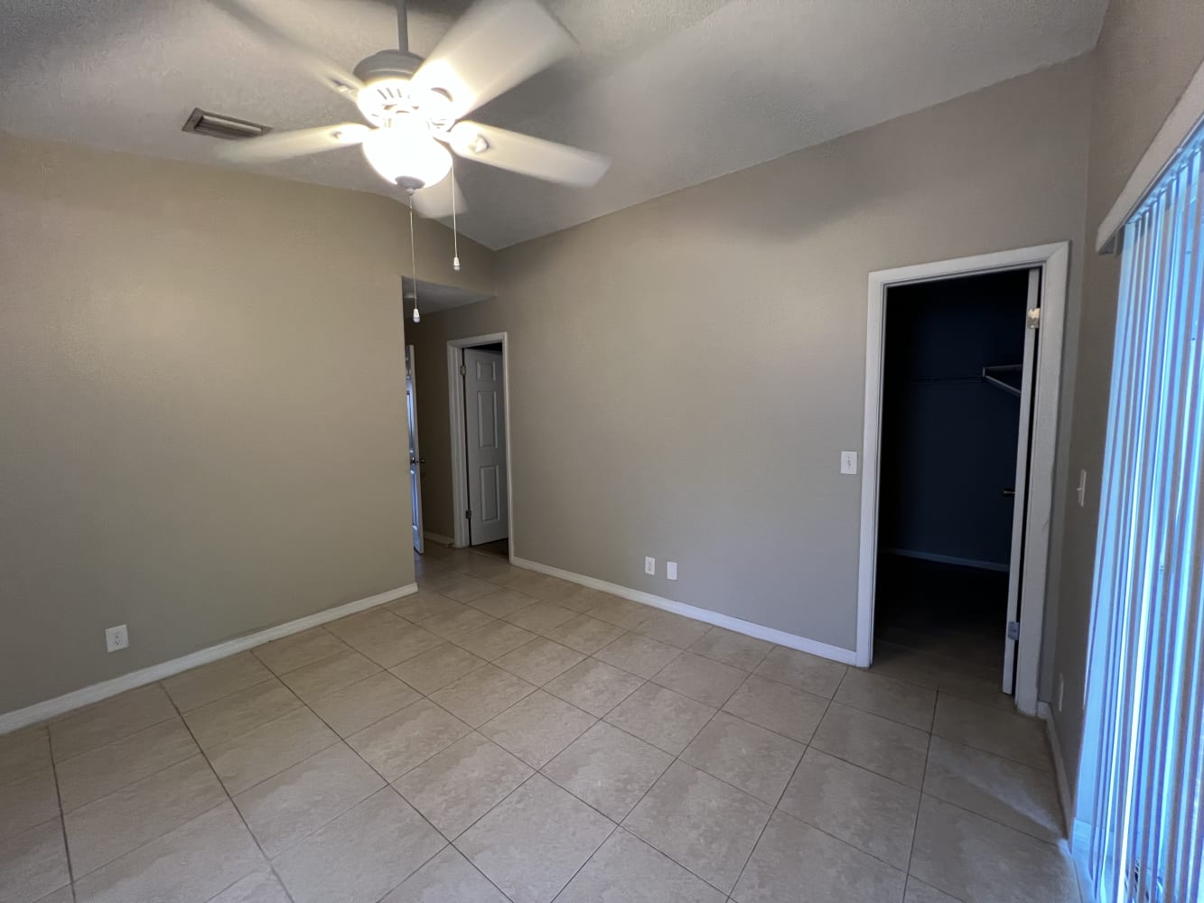9316 NW 53rd St, Sunrise photo 9