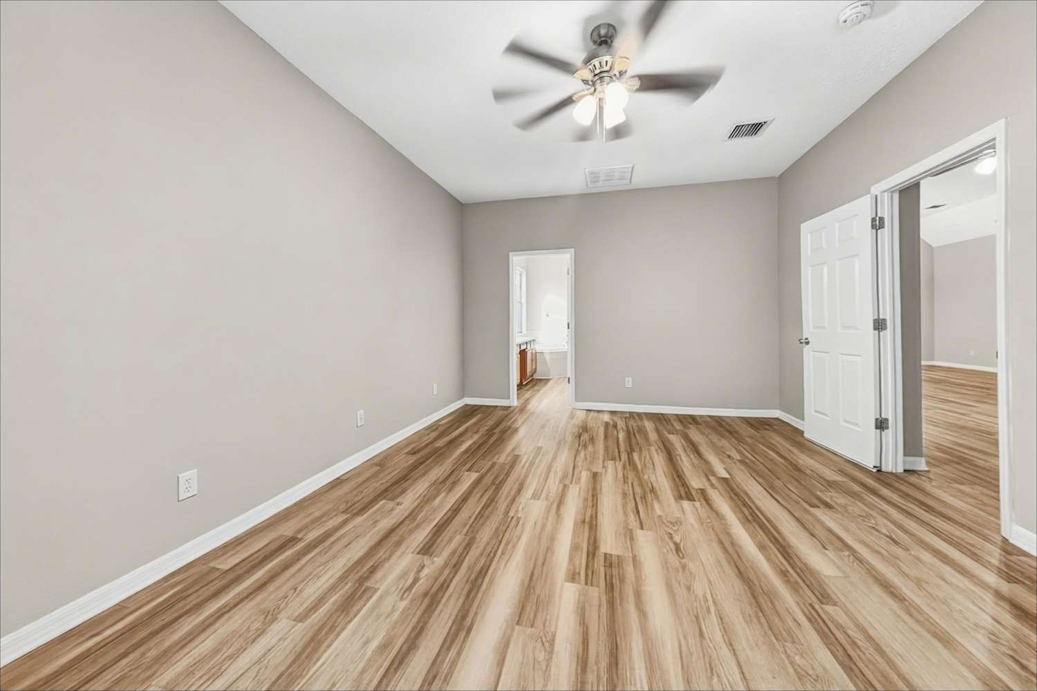 9320 Black Thorn Loop, Land O Lakes photo 11