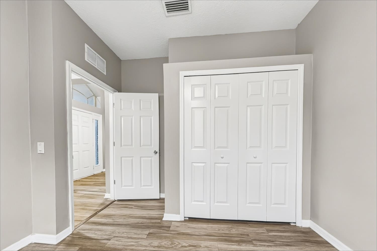 9320 Black Thorn Loop, Land O Lakes photo 13