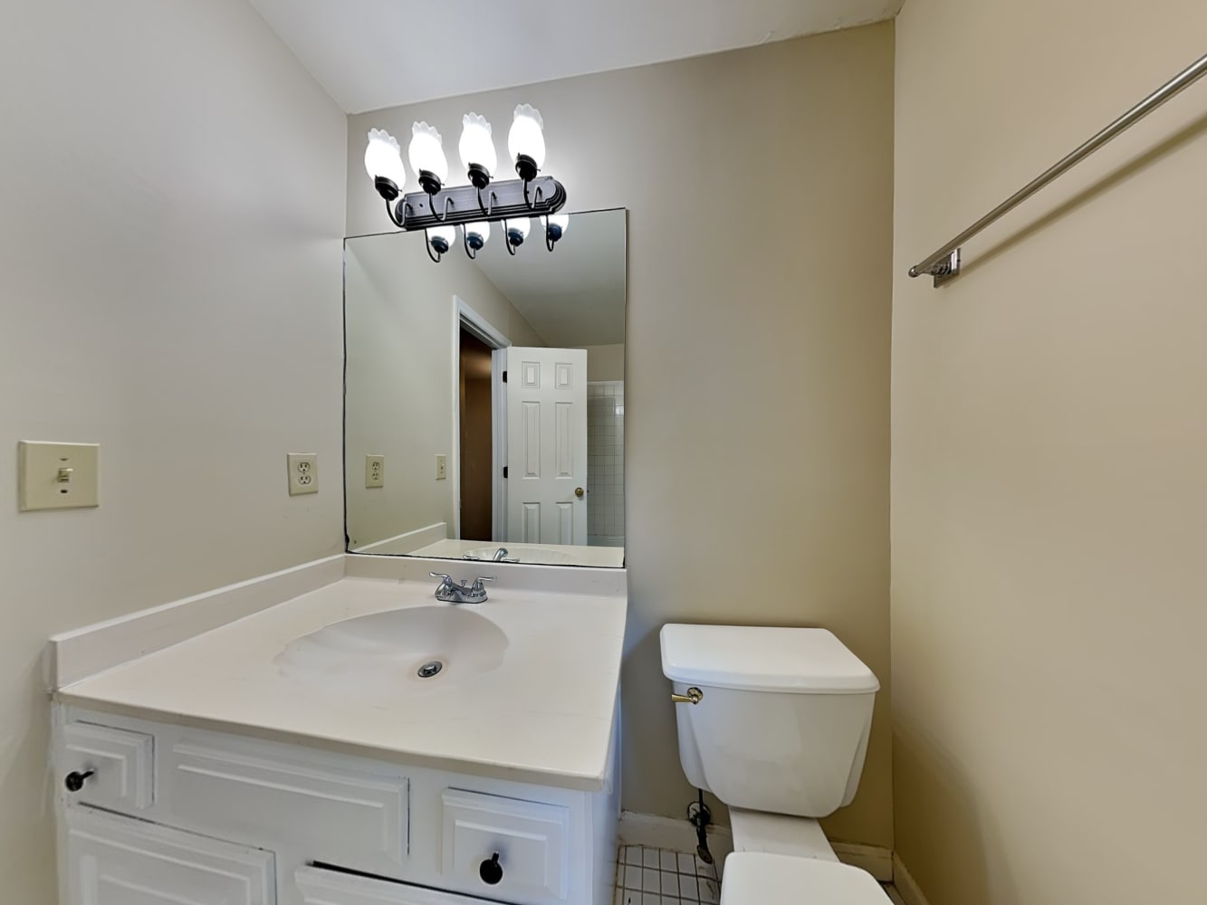 9320 N Lake Dr, Roswell photo 22
