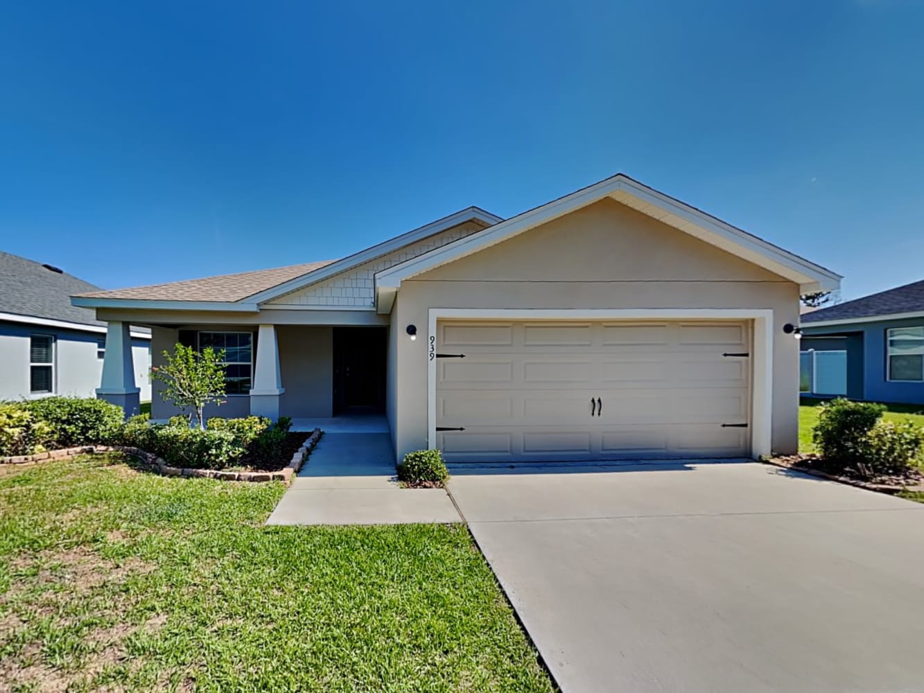 939 Blue Tide Ln, Lakeland photo 1
