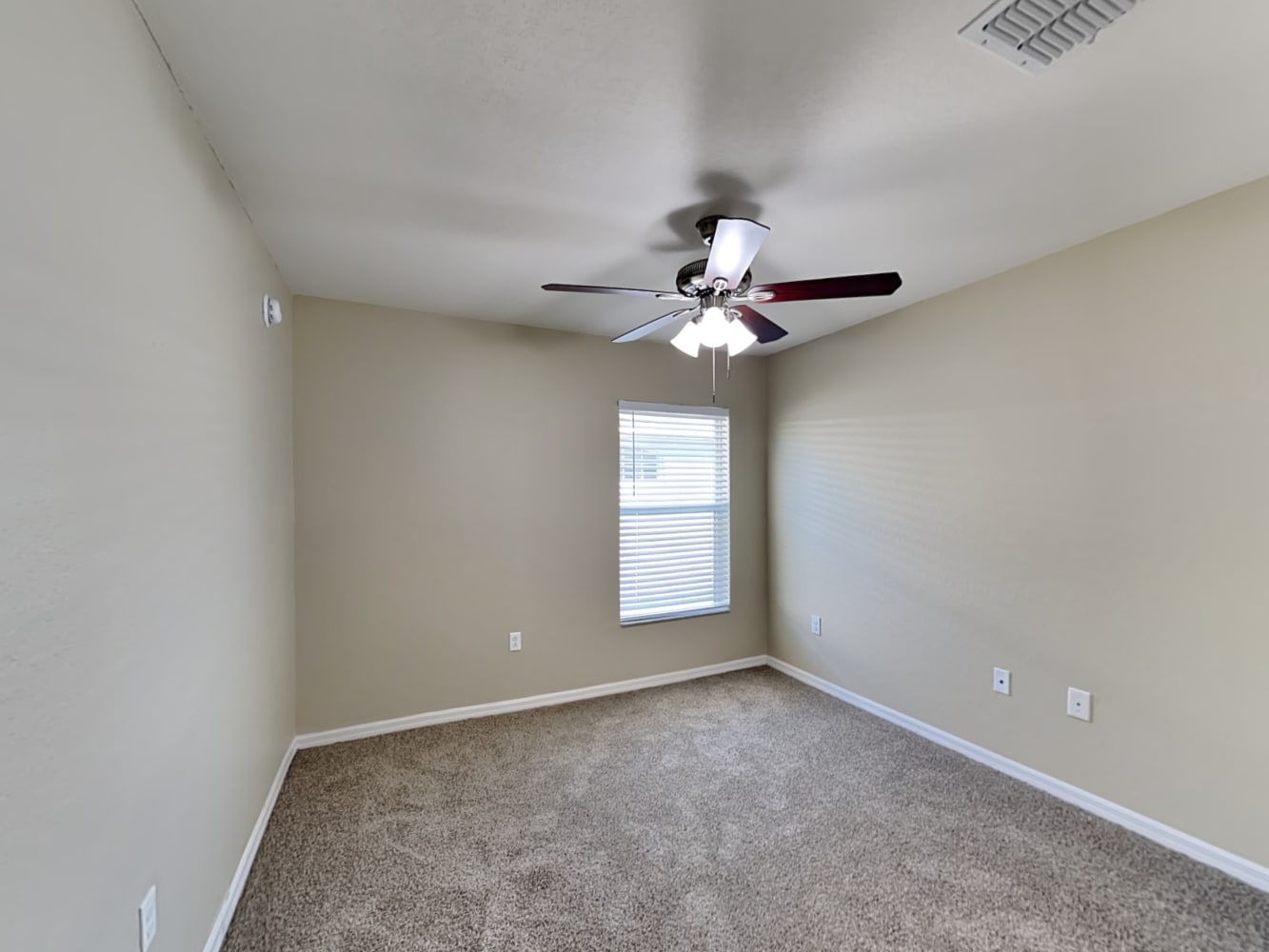 939 Blue Tide Ln, Lakeland photo 12